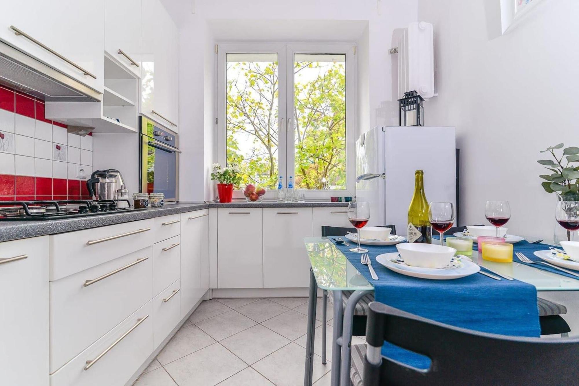 Cozy Apartment With Balcony - Palace Of Culture By Rent Like Home 바르샤바 외부 사진